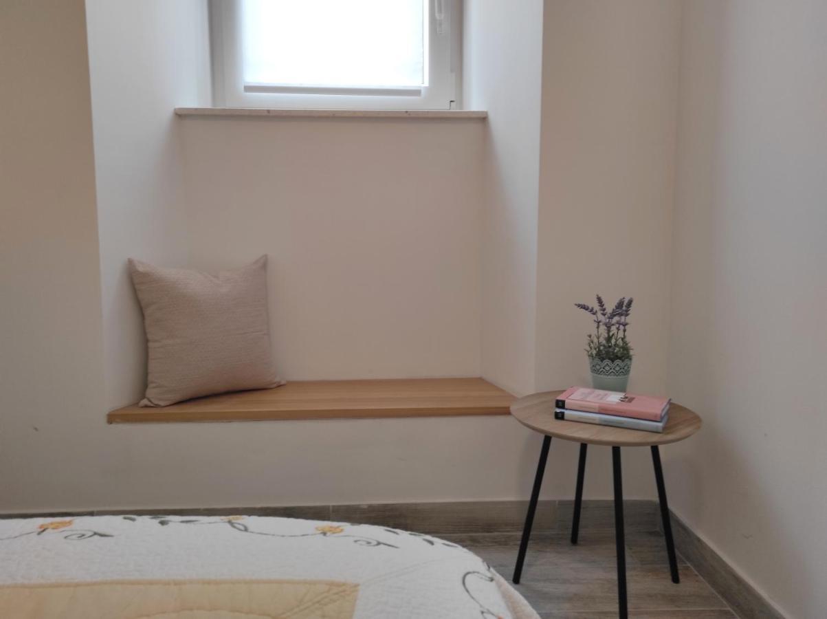 Apartments Bepi Komiza Ngoại thất bức ảnh