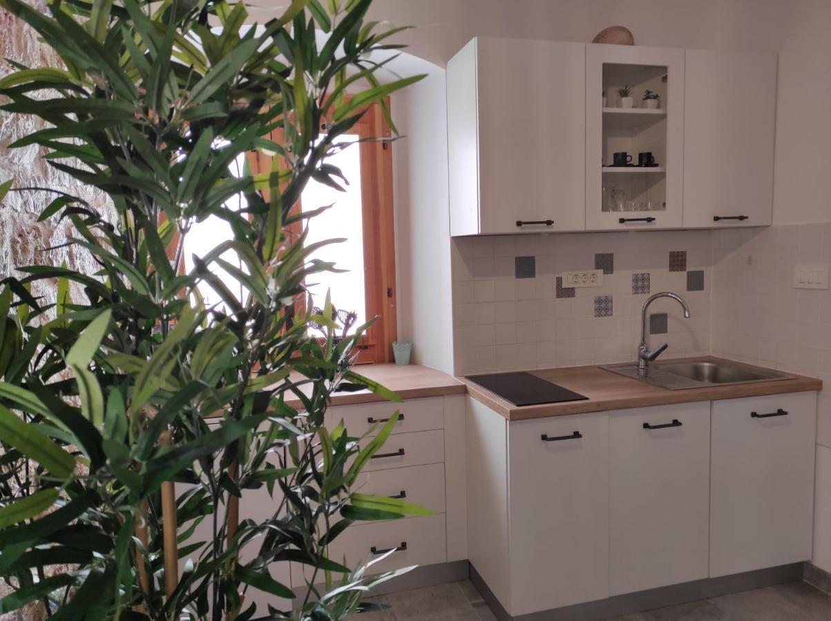 Apartments Bepi Komiza Ngoại thất bức ảnh