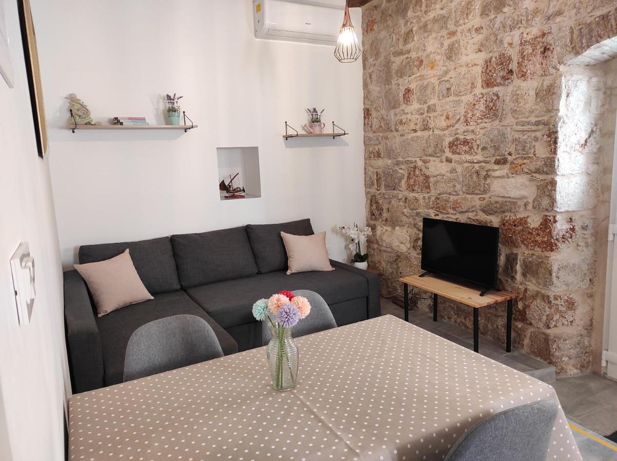 Apartments Bepi Komiza Ngoại thất bức ảnh